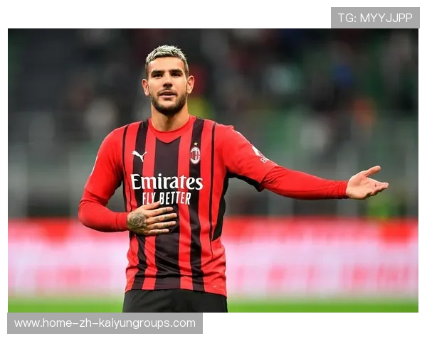 AC米兰抢断发动反击，莱奥一路突破三人后失去角度