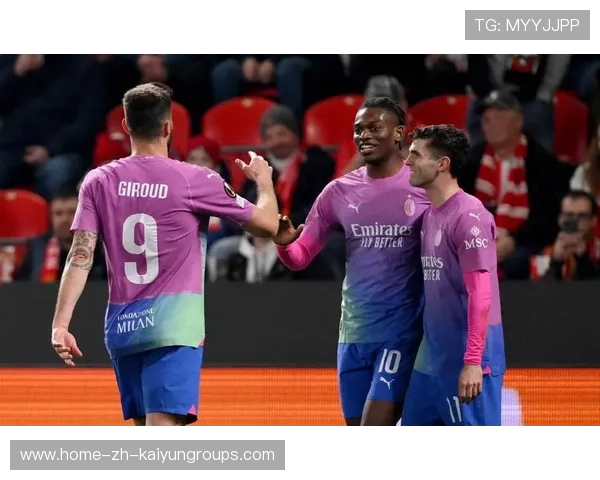 AC米兰莱奥速度全开，边路助攻吉鲁破门